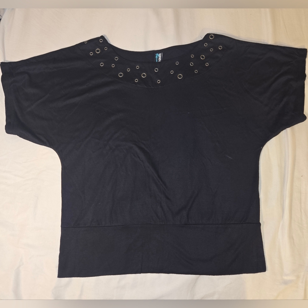 Weavers Black Women's Blouse with Eyelet Accents